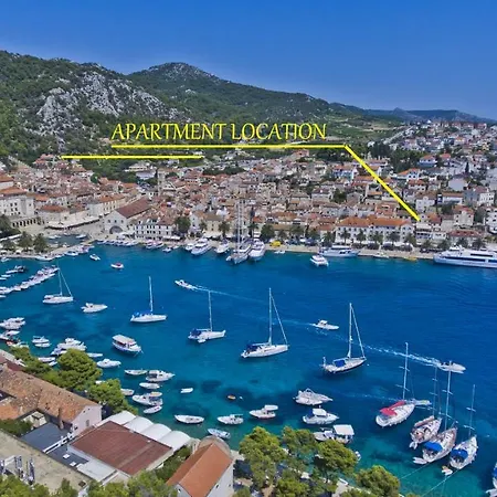 Apartment Petric Hvar Town Exterior photo