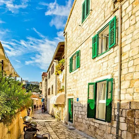 Apartment Petric Hvar Town Exterior photo