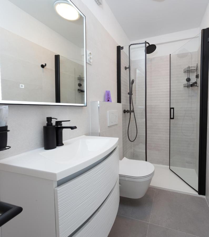 Apartment Petric Hvar Town