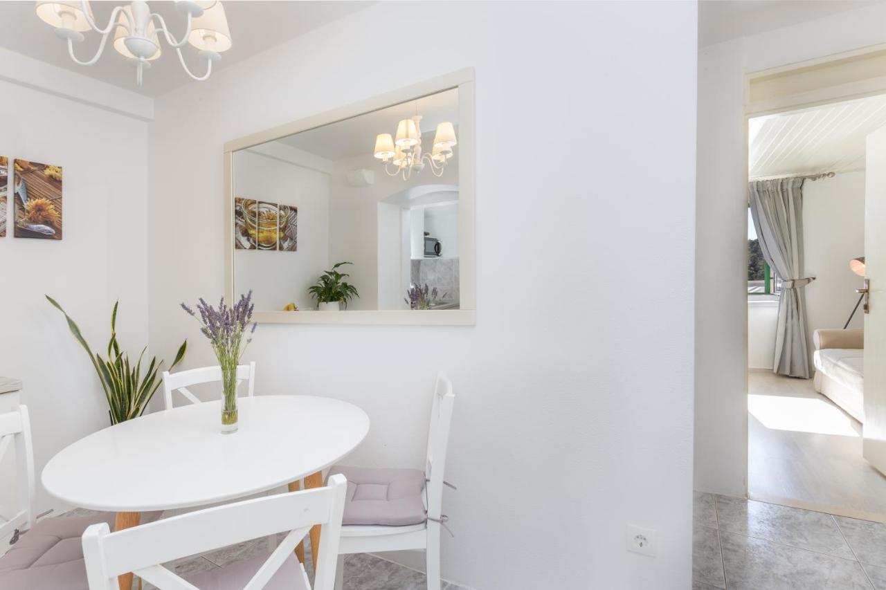 Apartment Petric Hvar Town